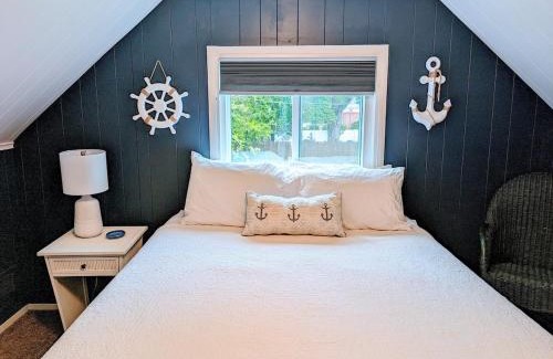 Erie Casa | Cottage Near Presque Isle & Lake Erie Boat Parking