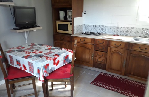Le Luc Casa | adelfas casa