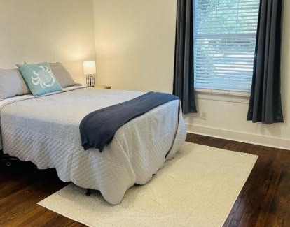 Gulfport Casa | Cottage on Broadmoor