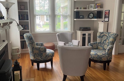Stratford Cama Y Desayuno | Cottage on Caledonia Bed & Breakfast