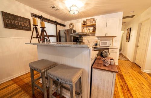 Northwest Quadrant Casa | Cottage on Greene! Downtown Beaufort several Blocks Away and Parris Island a 10 Minute Drive