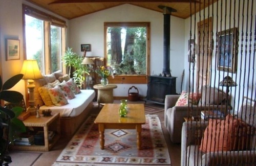 Point Reyes Station Cabaña | Cottage on Inverness Bay!