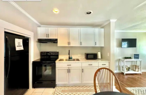 Beaufort Cabaña | Cottage on Rodgers - Sleeps 4!
