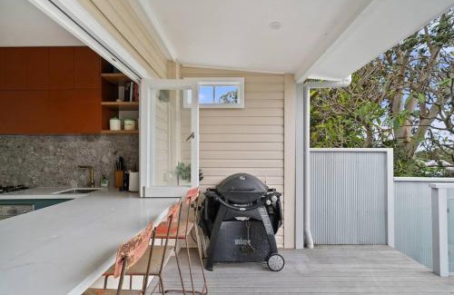 Lilyfield Casa | Cottage on Starling - Vintage meets Modern Comfort