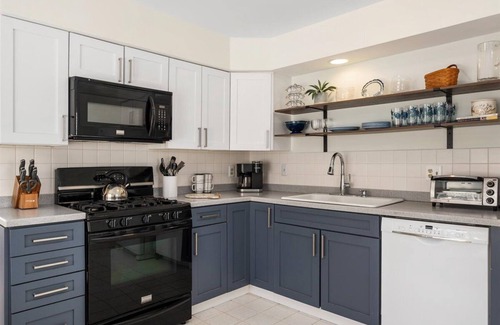 Ocean Pines Cabaña | Cottage on the Canal minutes from Ocean City, Assateague Island and Ocean Downs