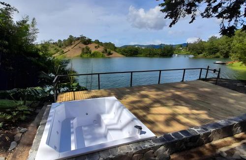 Guatape Casa | Cottage on the Lake - Cabaña privada - Guatapé - Jacuzzi
