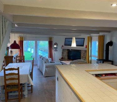 Plougoulm Apartamento | Cottage Ouessant in Kerellec (watermill 5km Roscoff)