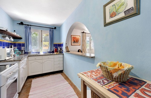 Farta Vacas Cabaña | Casita de campo "Quinta das Achadas - Jasmine" con piscina, Wi-Fi, terraza y jardín