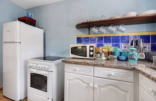 Farta Vacas Cabaña | Casita de campo "Quinta das Achadas - Jasmine" con piscina, Wi-Fi, terraza y jardín