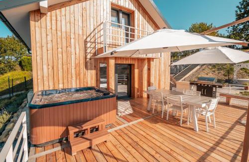 Spodnja Polskava Chalet De Esquí | Cottage Retreat with Hot Tub & Sauna