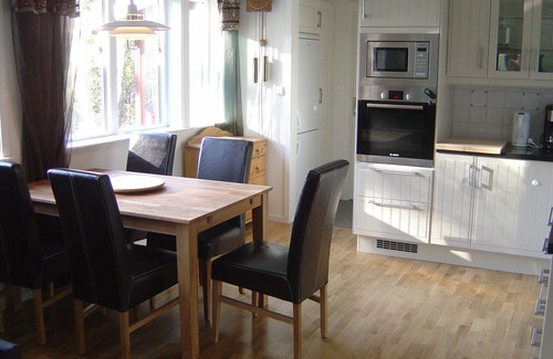 Tingsryd Casa | Cabaña junto al lago Tiken cerca de Tingsryd con barco y sauna en Småland
