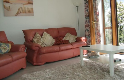 Pendine Casa | Cottage , seaside views, quiet beach, awesome view