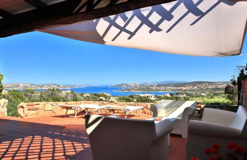 Punta Sardegna Casa | COTTAGE SMERALDA by KlabHouse-Jacuzzi&SeaView