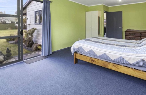 Turangi Cabaña | Cottage & Spa Pool
