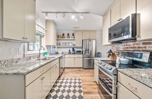 Grayton Beach Casa | Cottage-Style Home in the Heart of Grayton Beach! Private Dock! Walk to the Beach! 2 Adult Bikes!