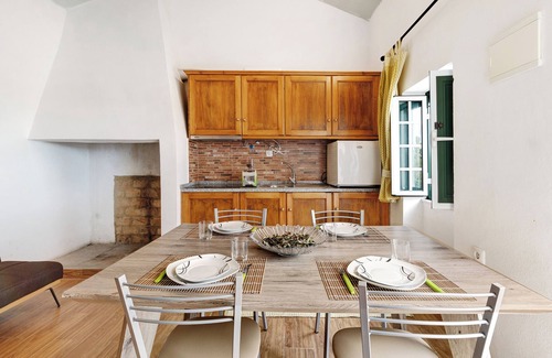 Palmela Cabaña | Casita de campo 'Syrah' con piscina compartida, terraza privada y aire acondicionado