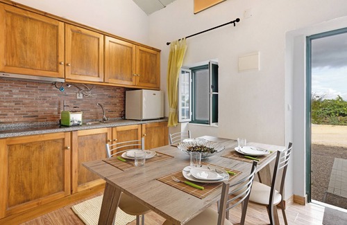Palmela Cabaña | Casita de campo 'Syrah' con piscina compartida, terraza privada y aire acondicionado