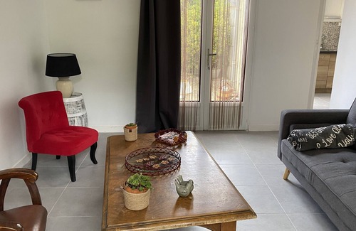 Vernantes Casa | Cottage the little Saumuroise