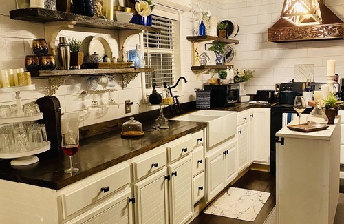 Hopkins Casa | Cottage Tree House B&B