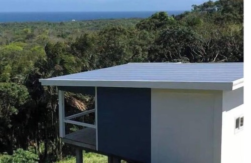 Isla de Utila Cabaña | cottage utila hill top trade wind stuning view quiet full furniched