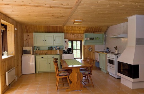 Aseda Cabina | Cottage Vetlanda, fishing, boat, swimming, 45 min to Astrid Lindgren's world,
