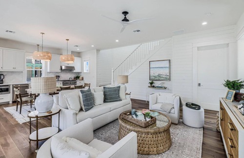 Port Aransas Cabaña | Cottage w/ Cool Coastal Vibe, Great Amenities at Cinnamon Shore South