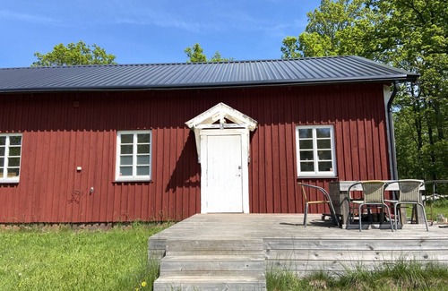 Annerstad Casa | Cottage with a own boat by the lake