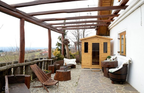 Beltinci Apartamento | Cottage with IR Sauna and Hot Tub
