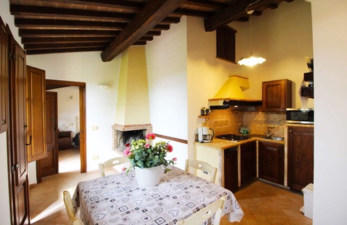 Montepulciano Villa | Cabaña romántica para 2 personas piscina privada y jacuzzi. cerca de Montepulciano