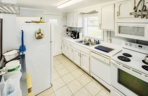 St. Marys Cabaña | Cottages on Norris Unit A DOWNTOWN PET FRIENDLY