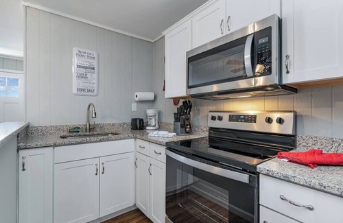 Atlantic Beach Casa | Cottages @ Pearl Beach -Walk To Beach- Suite D