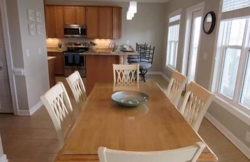 Ocean Isle Beach Villa | Villa con vista al mar sin obstáculos recién renovada, se admiten perros, todos los muebles nuevos
