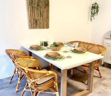 Cottbus Apartamento | Cottbus-Apartments - Beige Apartment I privat I Wifi I Küche