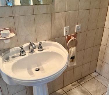 Cotton Ground Casa | Cotton Heights Guest House