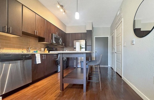 St. Petersburg - Clearwater Apartamento | Top Floor Luxury Living, Downtown St. Pete