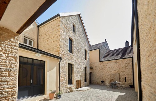 Savigny-les-Beaune Casa | Couette&Living - Maison design à Savigny-les-Beaune