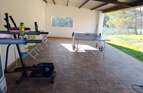 Sant Salvador de Guardiola Apartamento | Casa rural 'Set Rengs 1' con vistas a la montaña, piscina compartida y Wi-Fi
