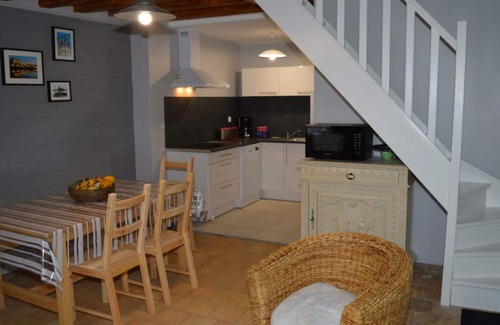 Saint-Nicolas-des-Motets Cabaña | Gîte paisible près d'Amboise et Blois avec jardin, jeux pour enfants, WIFI et confort moderne.