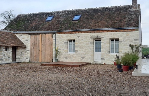 Saint-Nicolas-des-Motets Cabaña | Gîte paisible près d'Amboise et Blois avec jardin, jeux pour enfants, WIFI et confort moderne.