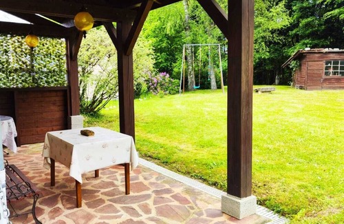Saint-Victor-Montvianeix Casa | Country house in Livradois Forez