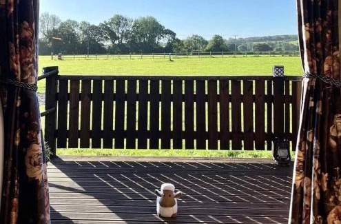 Ashwick Otro | Country Bumpkin - Romantic Couples stay in Oakhill Cabin