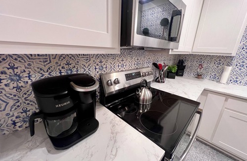 Parker County Apartamento | Country Chic 1 BR apartment on 2 acres w/charming historic patio in serene Azle