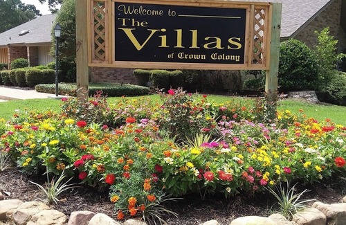 Crown Colony Villa | Country Club Access / with discount Golf when you stay.