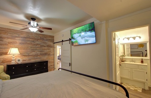 Texarkana Otro | Country Club Cottage at Texarkana Country Club