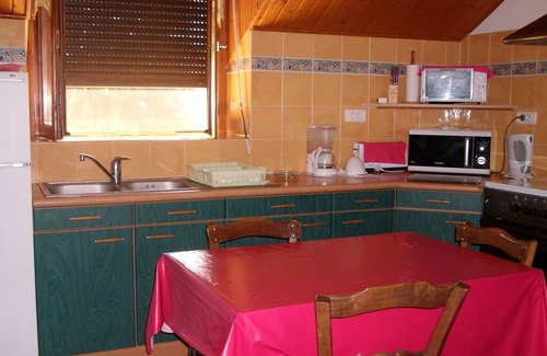 La Salvetat-Peyrales Casa | Casa rural en el campo 5-6 personas