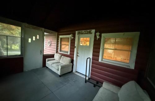 Montague Casa | Country Comfort Cabin Delaware River Islands