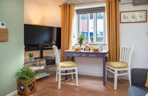 Bere Alston Casa | Country Cottage - Apple Pie Luxury Escapes