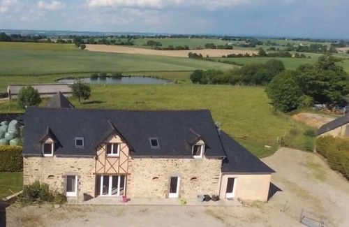 Mont-Saint-Jean Casa | CASA RURAL CON SU PISCINA CUBIERTA Y SPA