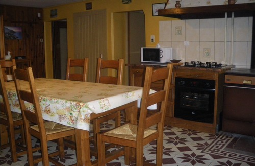 Bult Cabaña | Casa rural en el campo en un pueblo tranquilo