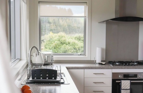 Wairakei Casa | Country Cottage in an idyllic setting and just minutes from action packed Taupō!